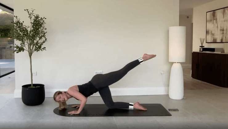 LIVE PILATES CLASS Sat 25th 9am